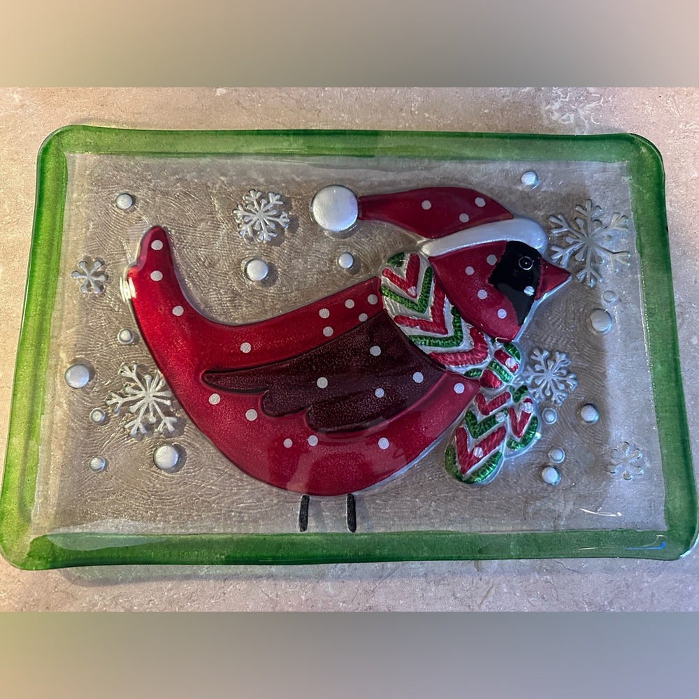 Handmade Fused Glass Holiday Cardinal Plate 🎄 Red & Green Decorative Dish